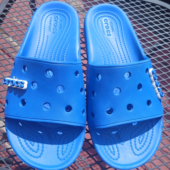 CROCS Vibrant Blue Slide Sandals - Picture 1 of 7